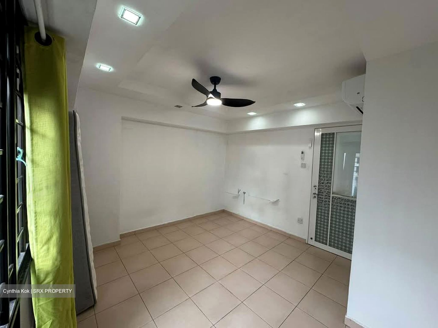 Blk 298B Compassvale Street (Sengkang), HDB Executive #585075141